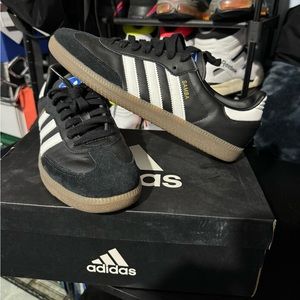 Adidas samba